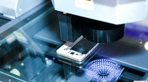 ultimo caso aziendale circa Il ruolo chiave della macchina di misurazione della visione nell'industria della produzione di telefoni cellulari